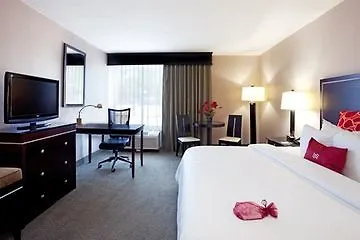 Wyndham Garden Hotel 4*
