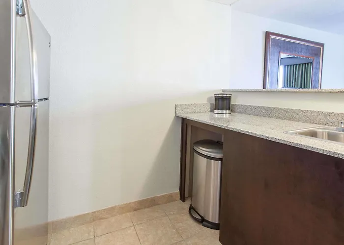 Wyndham Garden 4*